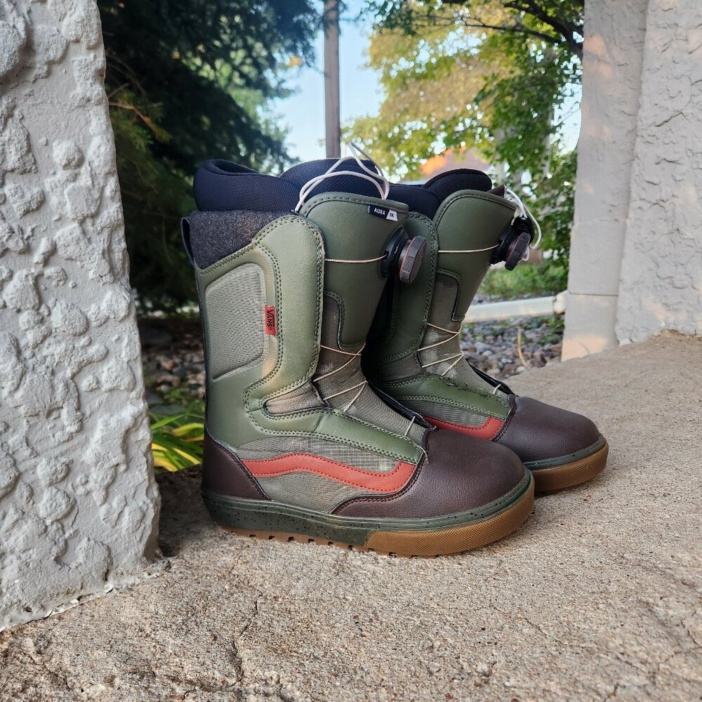 *SOLD* Aura OG Vans Snowboarding Boots